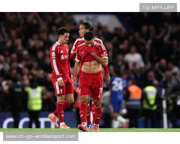 顶级飞翼锁定!红魔边路补强箭在弦上