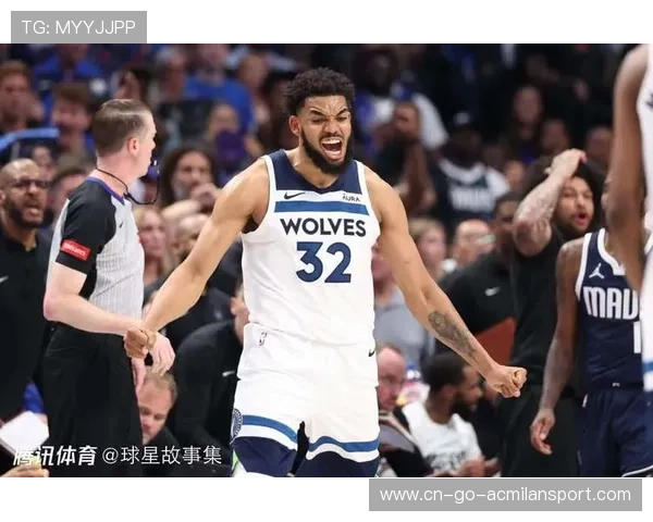 唐斯再度背身抛投命中，森林狼全队欢腾